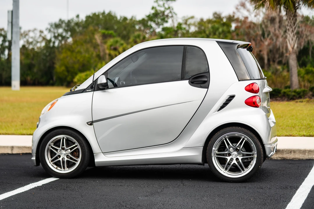 2013 Smart Fortwo 2nd Gen - Image 14 of 31