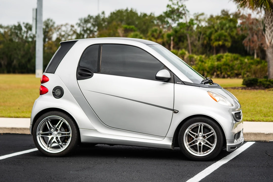 2013 Smart Fortwo 2nd Gen - Image 27 of 31