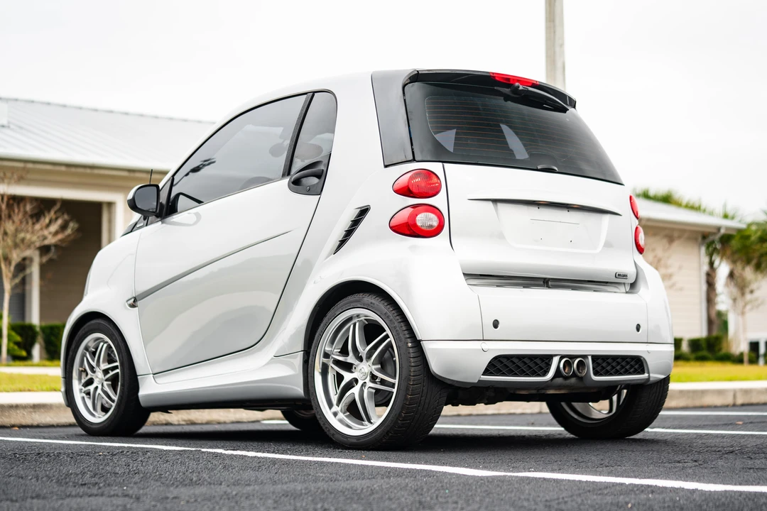 2013 Smart Fortwo 2nd Gen - Image 17 of 31