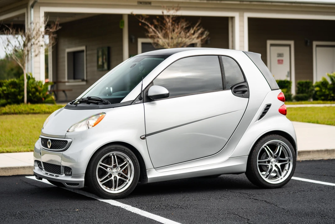 2013 Smart Fortwo 2nd Gen - Image 11 of 31