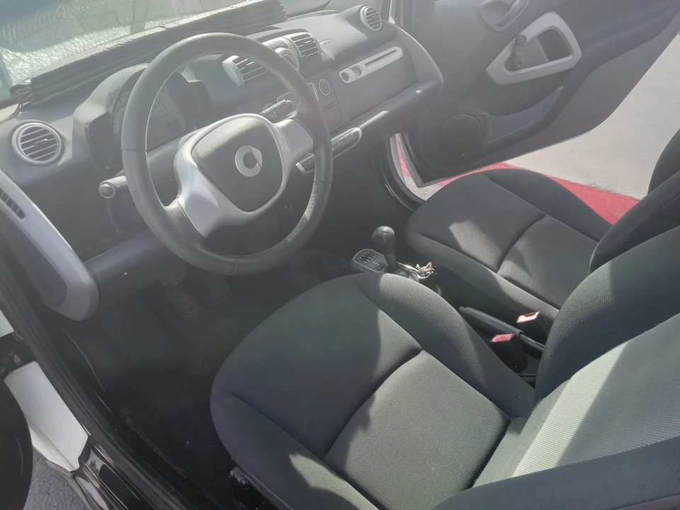 2013 Smart Fortwo 2nd Gen - Image 7 of 17