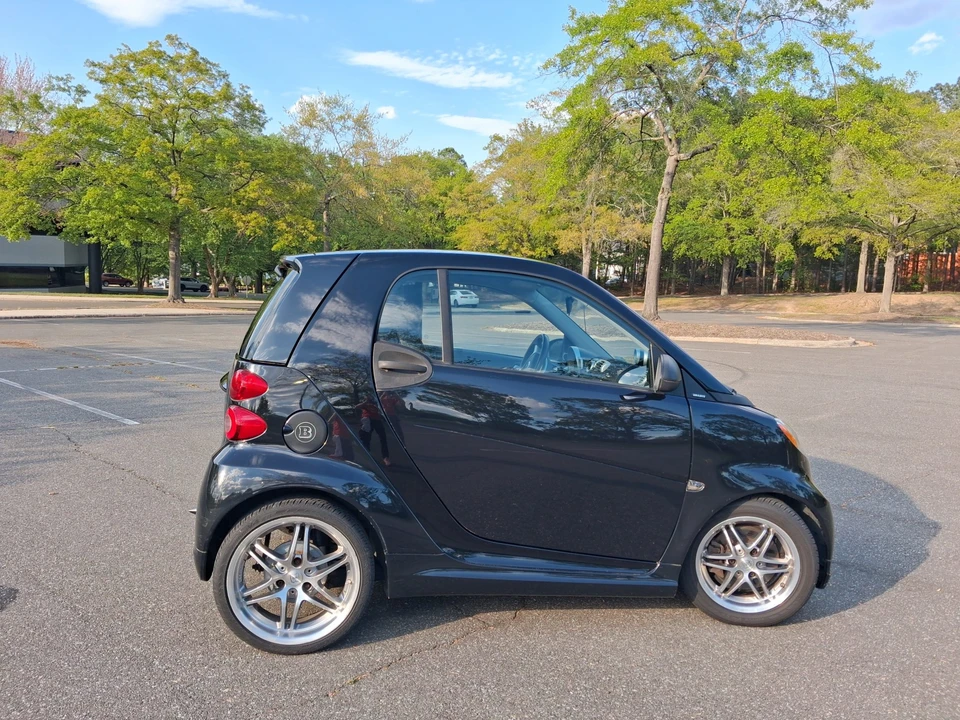 2013 Smart Fortwo 2nd Gen - Image 11 of 31
