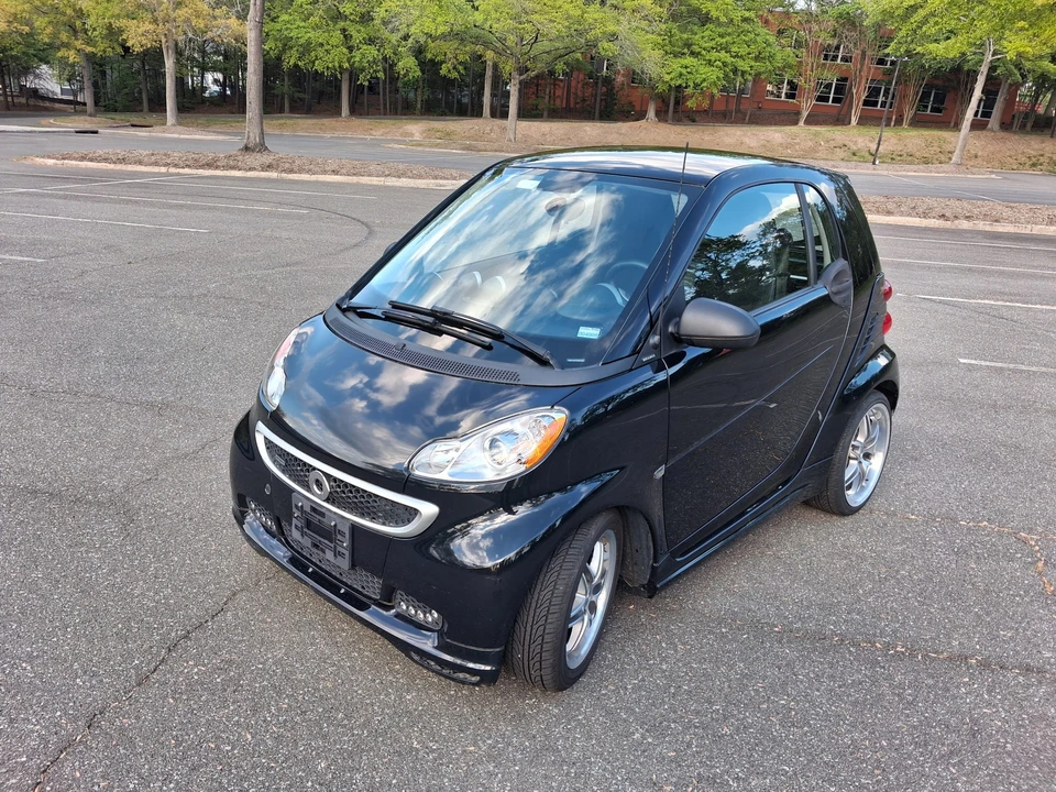 2013 Smart Fortwo 2nd Gen - Image 2 of 31
