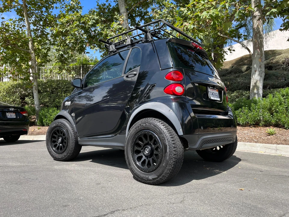 2013 Smart Fortwo 2nd Gen - Image 10 of 31