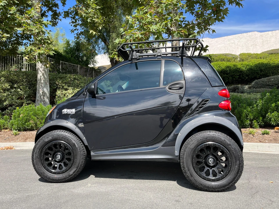 2013 Smart Fortwo 2nd Gen - Image 9 of 31