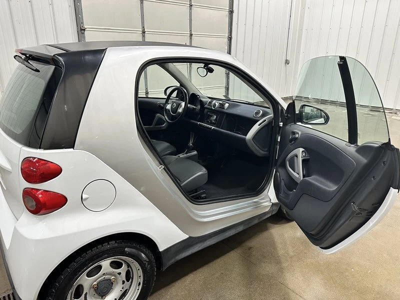 2013 Smart Fortwo 2nd Gen - Image 12 of 17