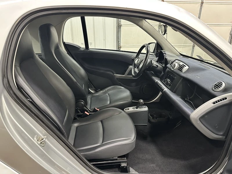 2013 Smart Fortwo 2nd Gen - Image 13 of 17