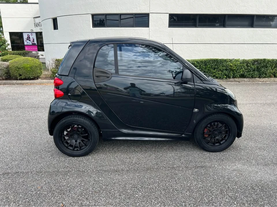 2013 Smart Fortwo 2nd Gen - Image 2 of 18