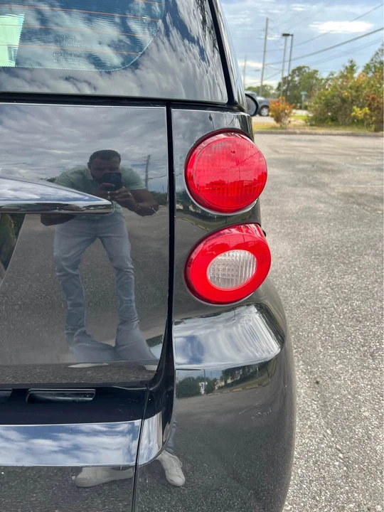 2013 Smart Fortwo 2nd Gen - Image 11 of 18