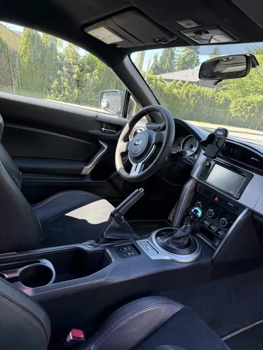 2013 Subaru BRZ - Image 5 of 5
