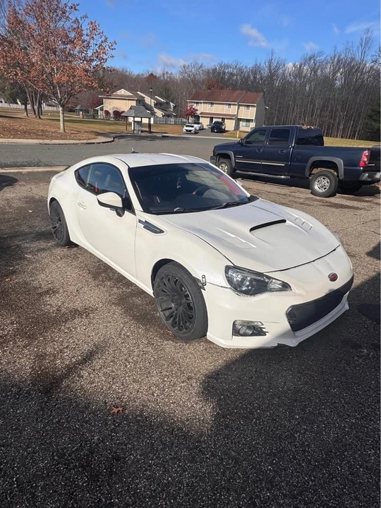 2013 Subaru BRZ 1st Gen - Image 2 of 13