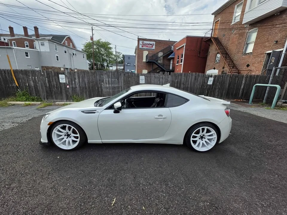 2013 Subaru BRZ 1st Gen - Image 2 of 7