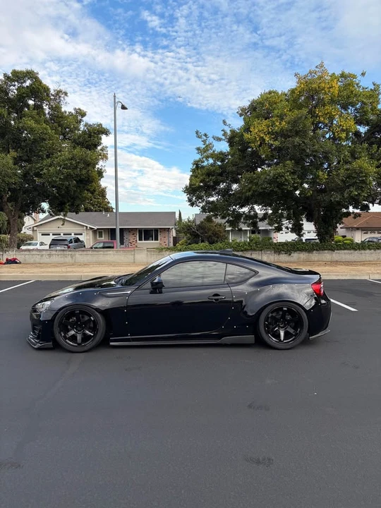 2013 Subaru BRZ 1st Gen - Image 3 of 8