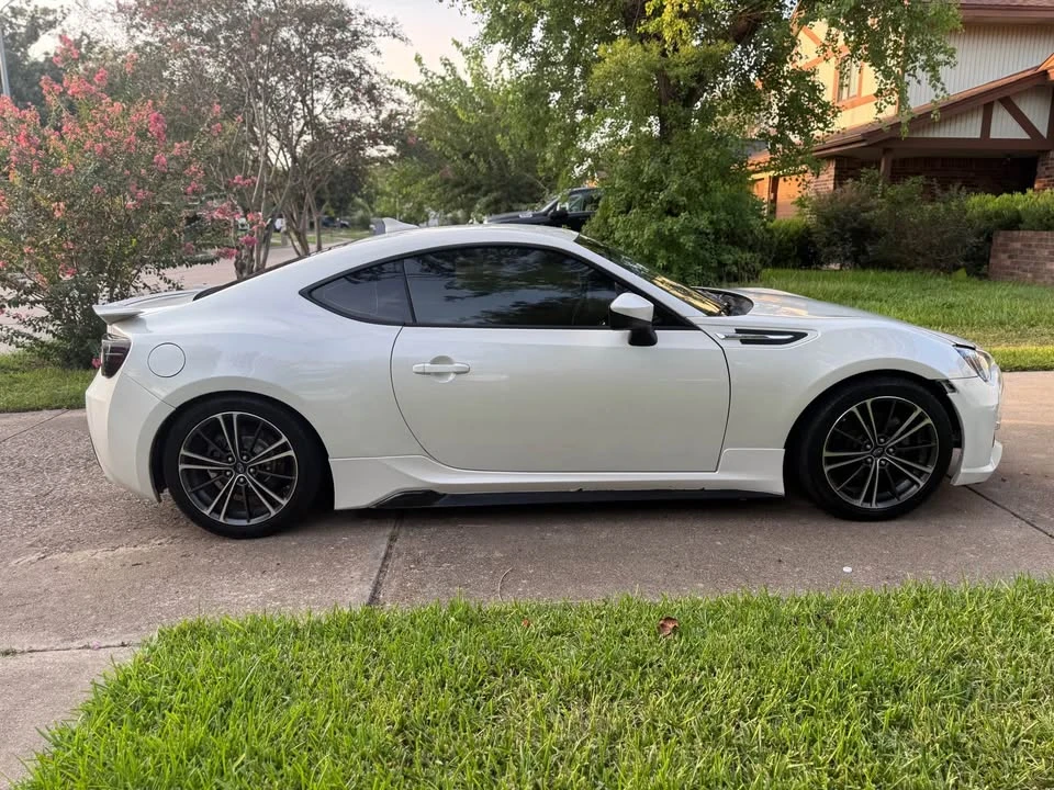 2013 Subaru BRZ 1st Gen - Image 4 of 17