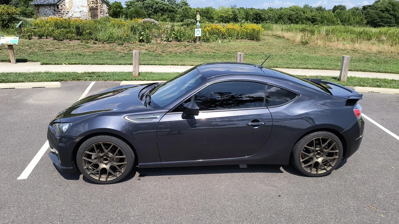 2013 Subaru BRZ 1st Gen - Image 11 of 31