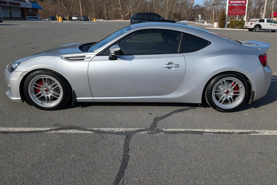2013 Subaru BRZ 1st Gen - Image 3 of 31