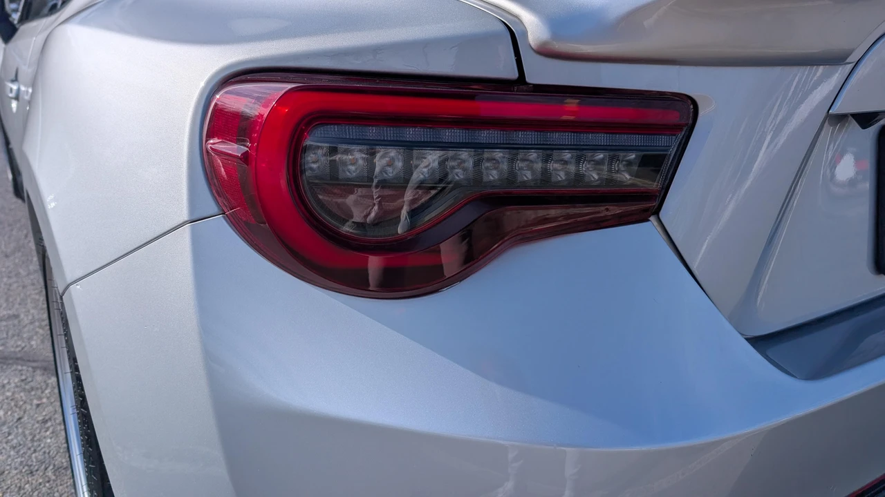 2013 Subaru BRZ 1st Gen - Image 25 of 31
