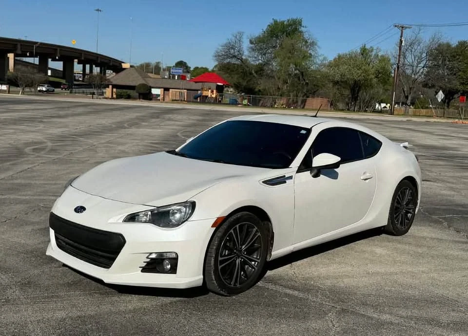 2013 Subaru BRZ 1st Gen - Image 2 of 15