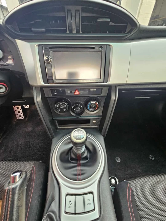 2013 Subaru BRZ 1st Gen - Image 17 of 20