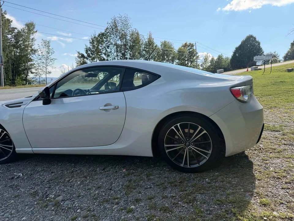 2013 Subaru BRZ 1st Gen - Image 5 of 10