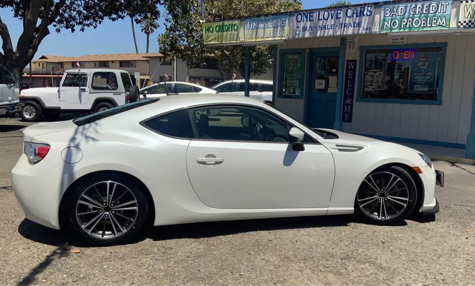 2013 Subaru BRZ 1st Gen - Image 2 of 5
