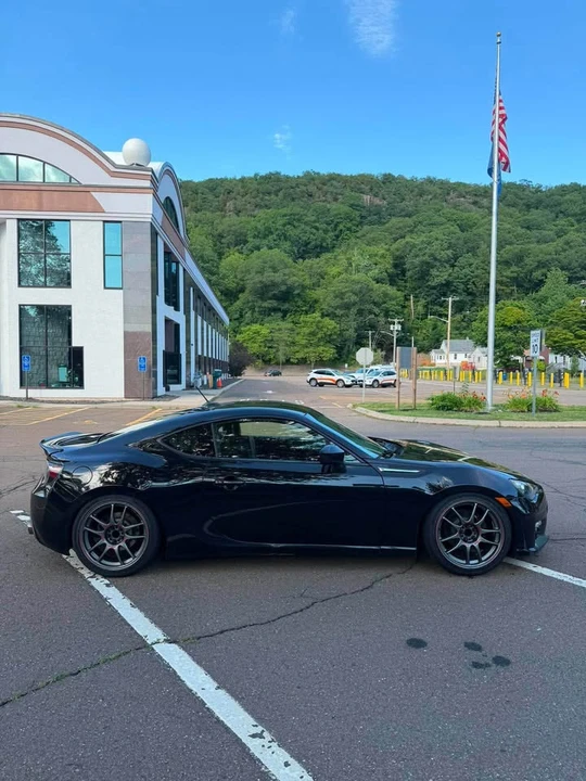 2013 Subaru BRZ 1st Gen - Image 2 of 12