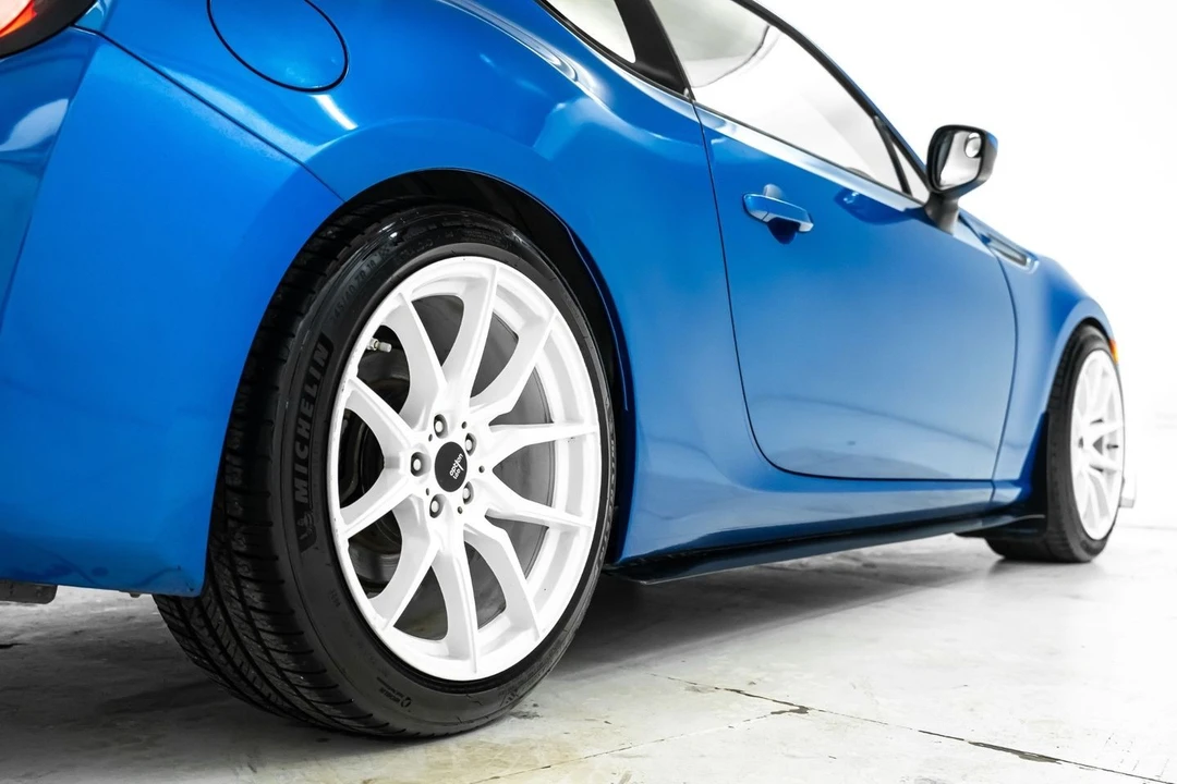 2013 Subaru BRZ 1st Gen - Image 17 of 31