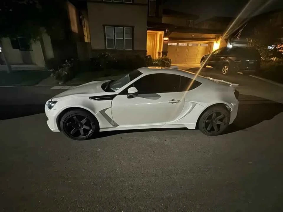 2013 Subaru BRZ 1st Gen - Image 2 of 4