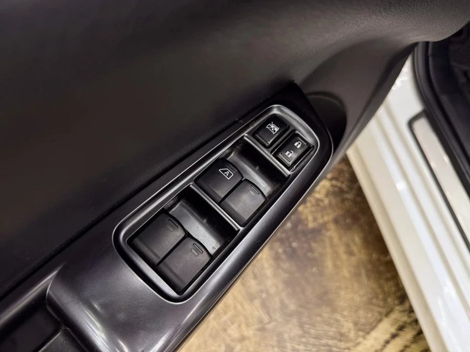 2013 Subaru Impreza WRX STi 3rd Gen - Image 11 of 21