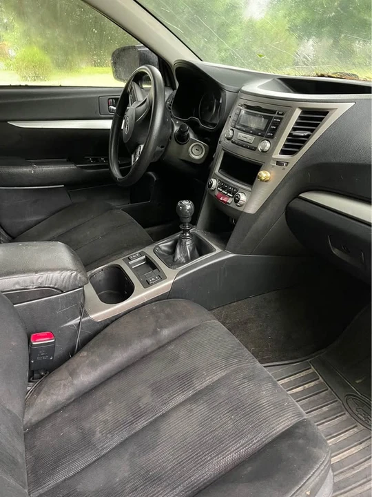 2013 Subaru Legacy 5th Gen - Image 6 of 9