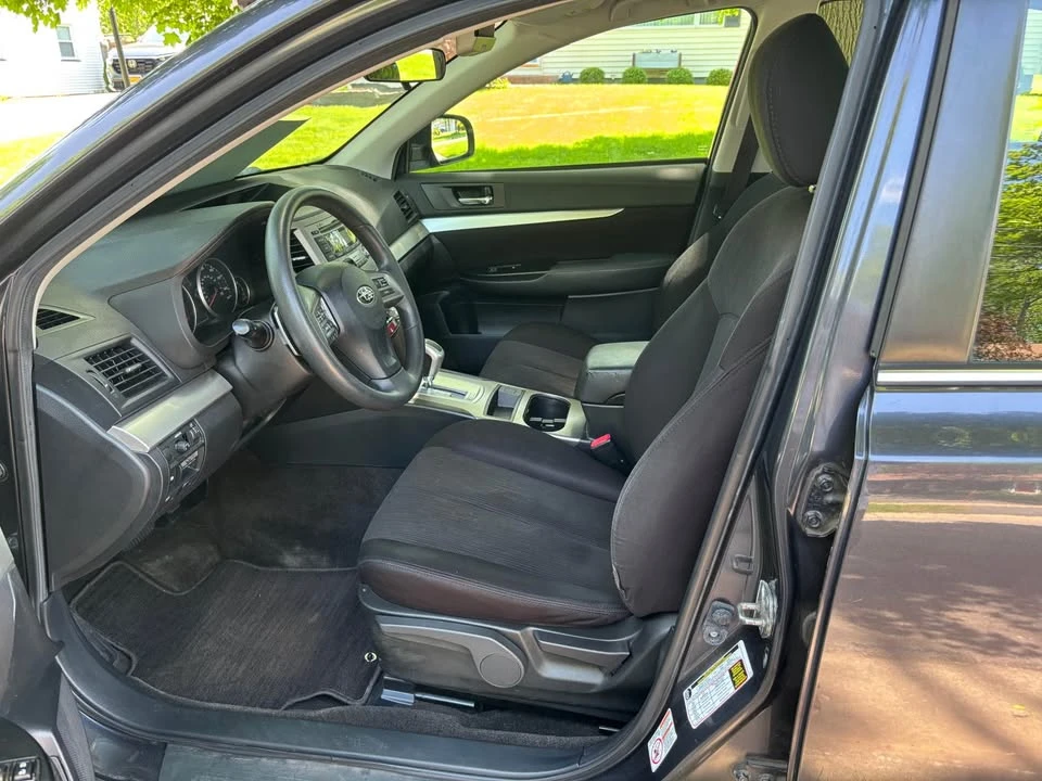 2013 Subaru Legacy 5th Gen - Image 5 of 7