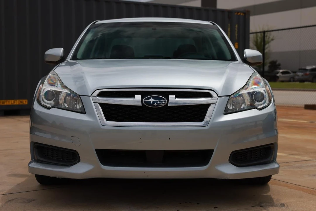 2013 Subaru Legacy 5th Gen - Image 17 of 31