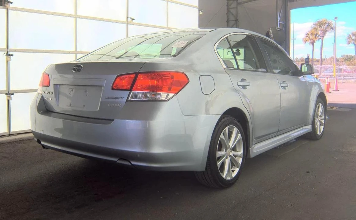 2013 Subaru Legacy 5th Gen - Image 4 of 14