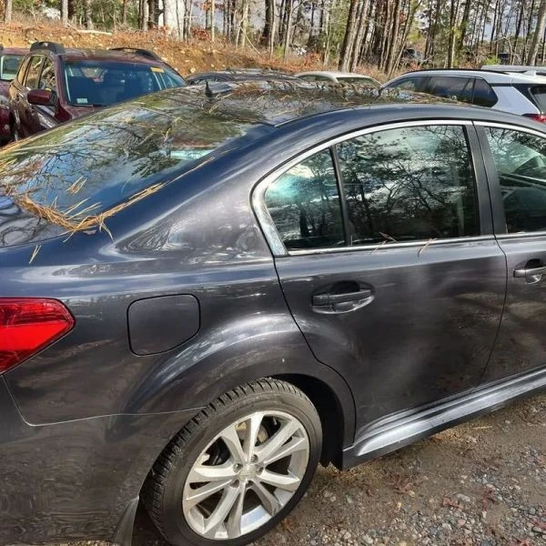 2013 Subaru Legacy 5th Gen - Image 9 of 12