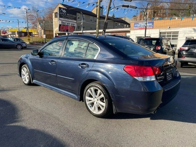 2013 Subaru Legacy 5th Gen - Image 9 of 12