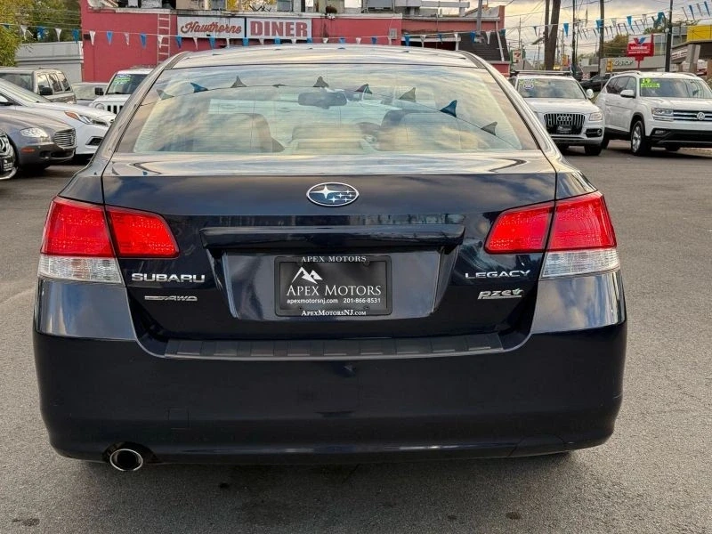 2013 Subaru Legacy 5th Gen - Image 9 of 12