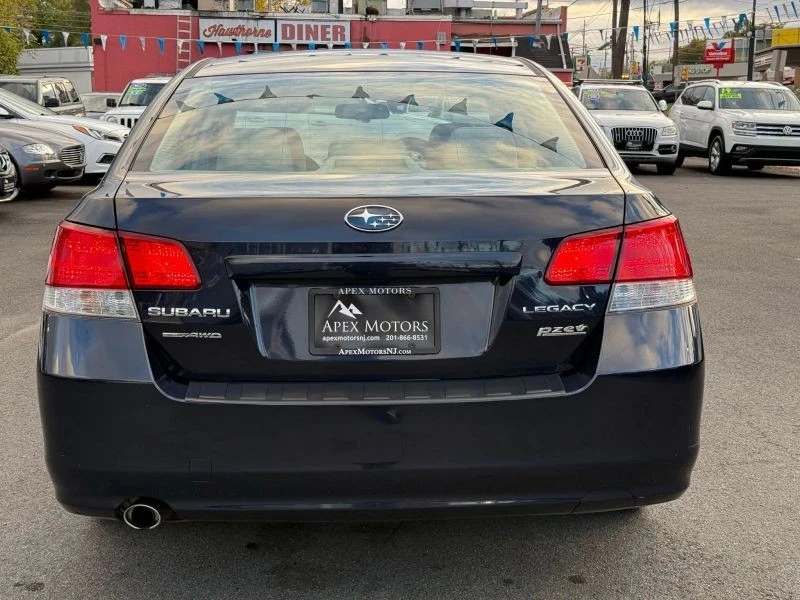 2013 Subaru Legacy 5th Gen - Image 9 of 12