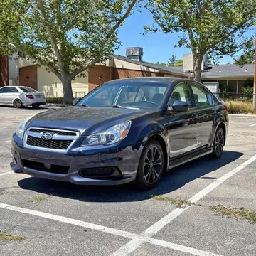 2013 Subaru Legacy 2.5i Premium AWD 4dr Sedan