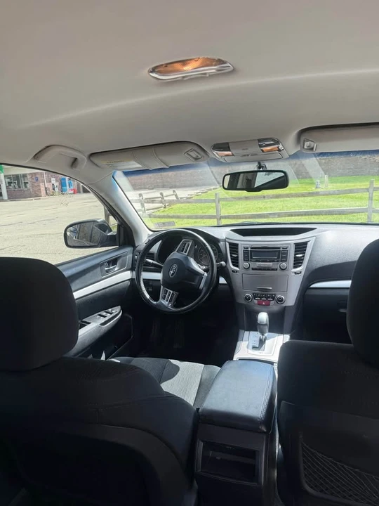 2013 Subaru Legacy 5th Gen - Image 11 of 18