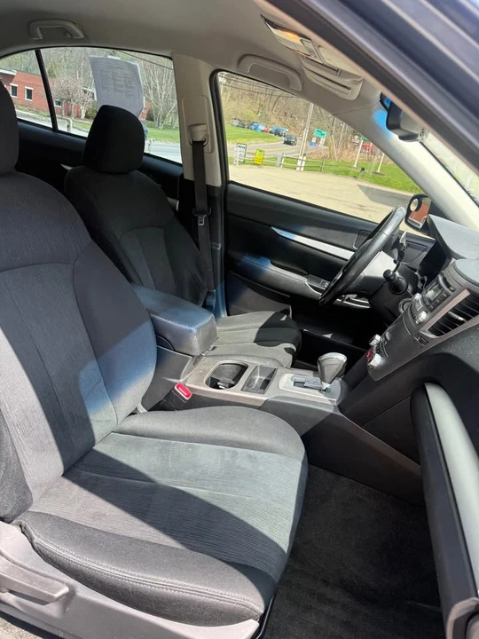 2013 Subaru Legacy 5th Gen - Image 10 of 18