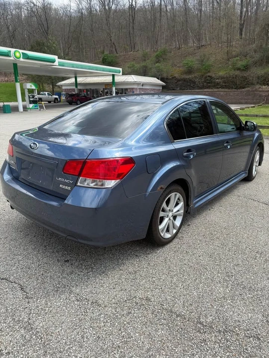 2013 Subaru Legacy 5th Gen - Image 15 of 18