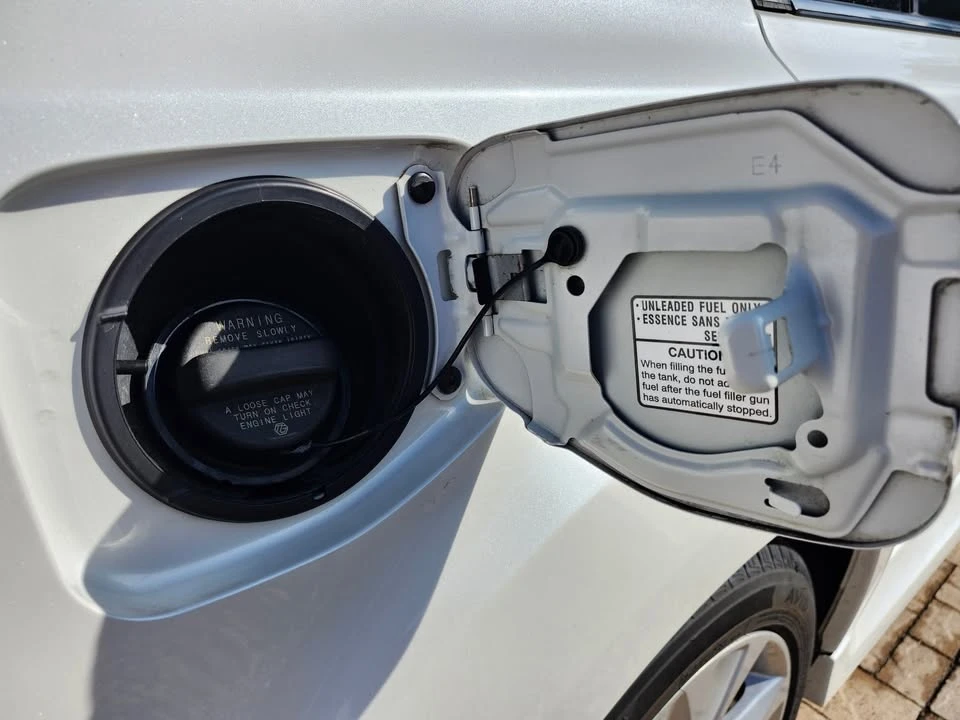 2013 Subaru Legacy 5th Gen - Image 3 of 17