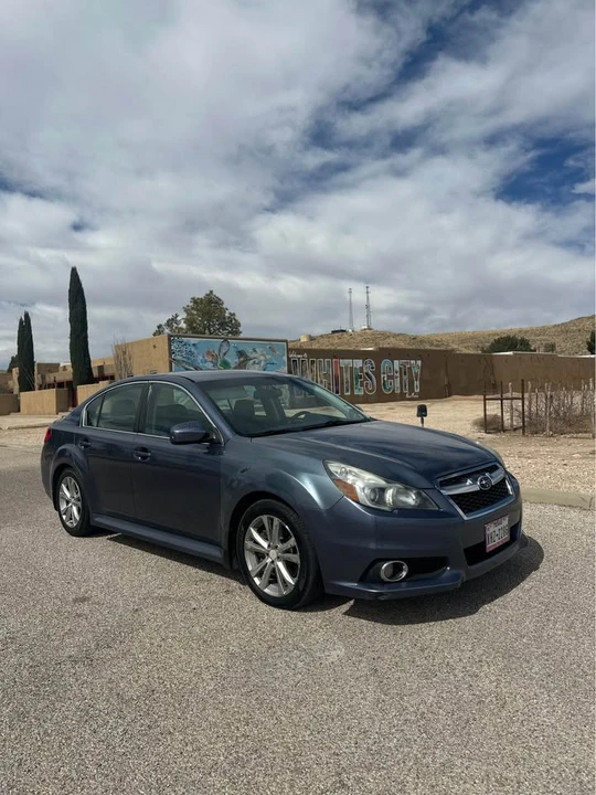 2013 Subaru Legacy 5th Gen - Image 5 of 11