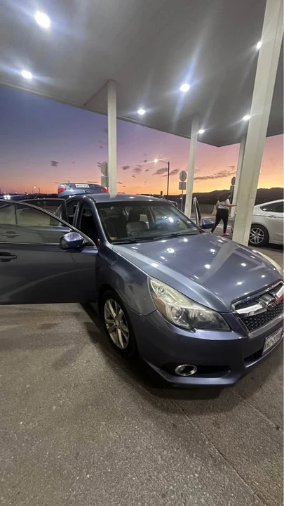 2013 Subaru Legacy 5th Gen - Image 2 of 11
