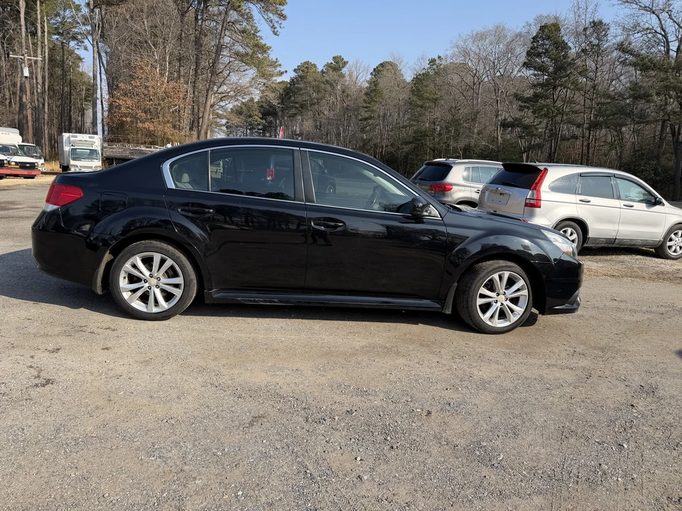 2013 Subaru Legacy 5th Gen - Image 20 of 21