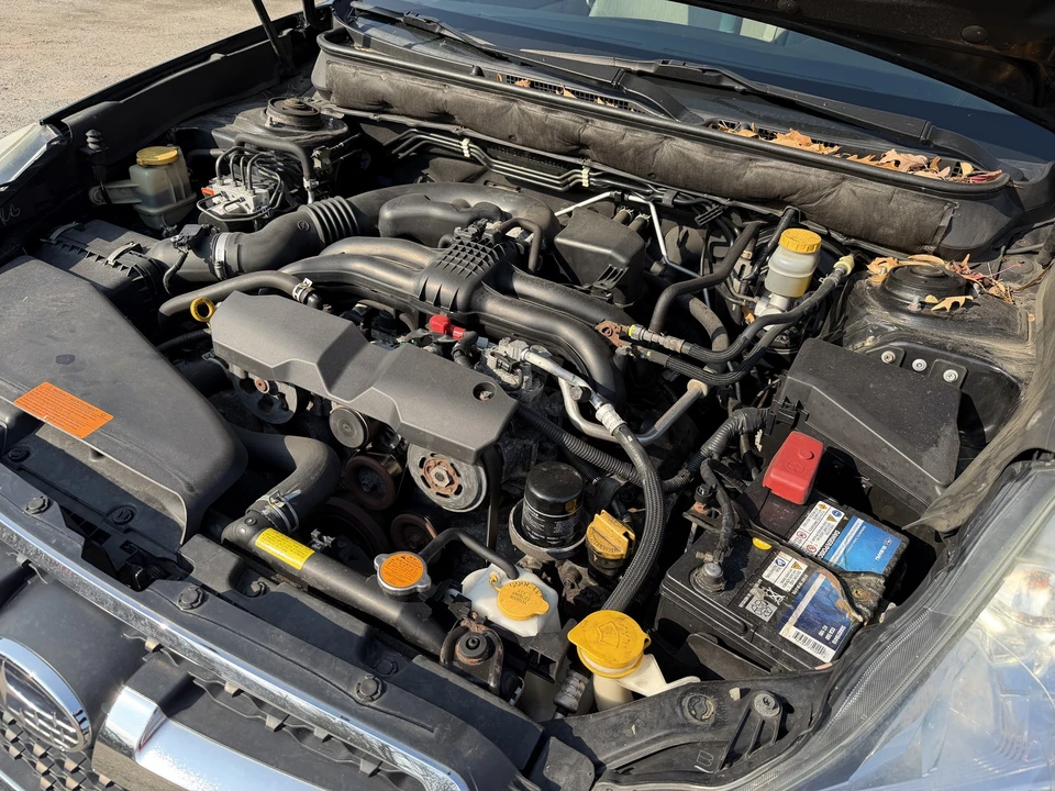 2013 Subaru Legacy 5th Gen - Image 2 of 21