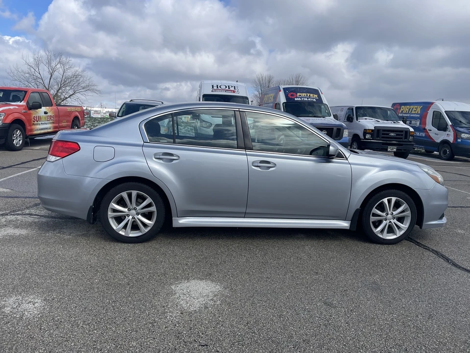 2013 Subaru Legacy 5th Gen - Image 9 of 21