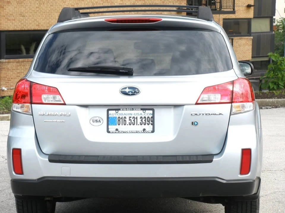 2013 Subaru Outback 4th Gen - Image 17 of 20
