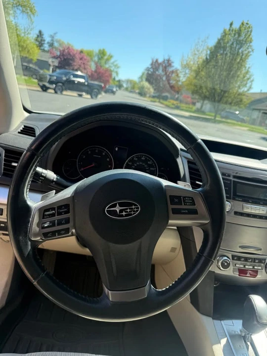 2013 Subaru Outback 4th Gen - Image 15 of 20
