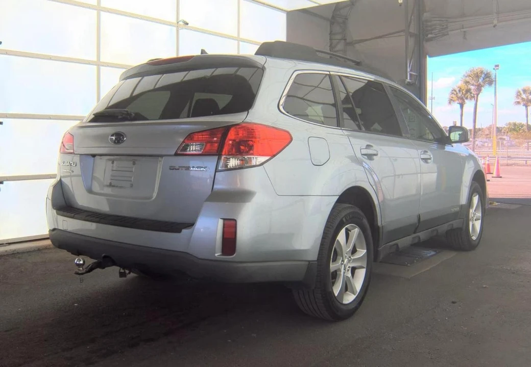 2013 Subaru Outback 4th Gen - Image 18 of 21